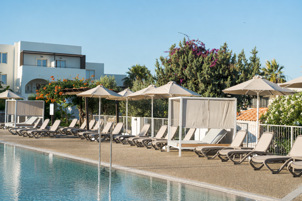 Pools & Strand
