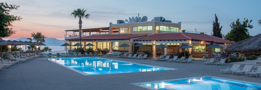 POOL BAR