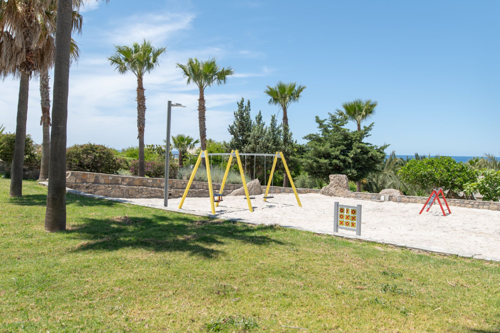 KIDS’ ZONE
